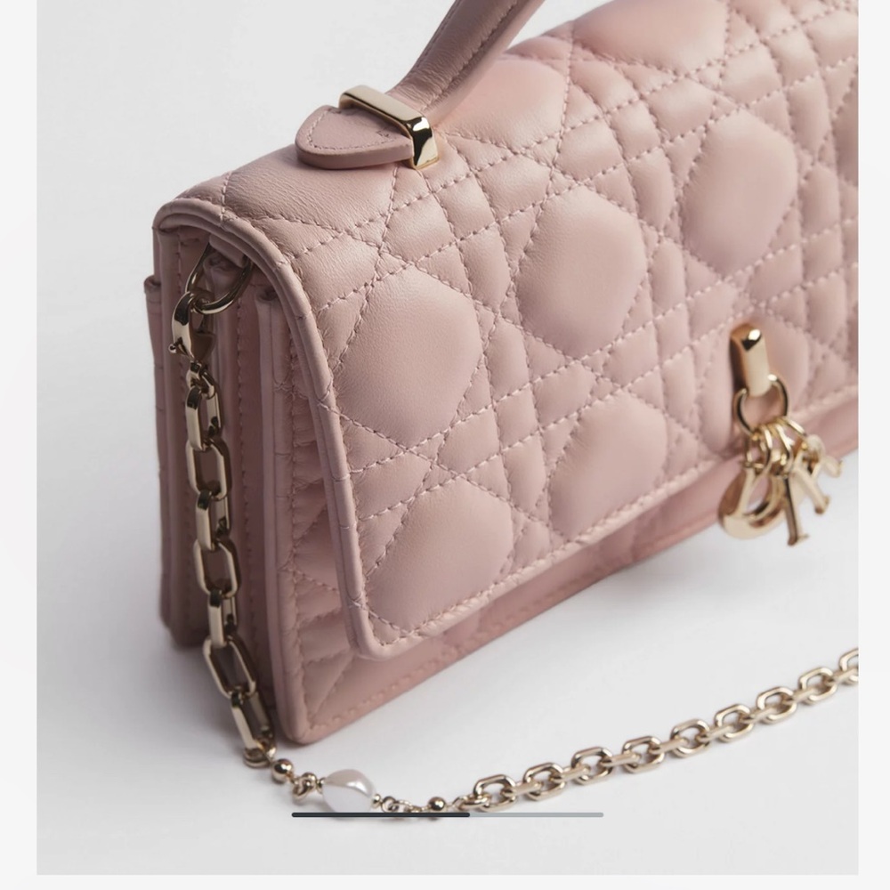 Dior Powder Pink Cannage Lambskin Bag - Picture 6 of 10